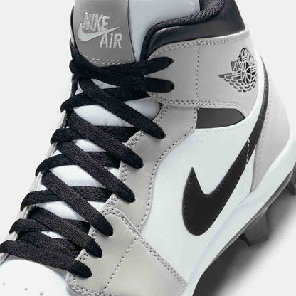 Up close, front view of the Jordan 1 Retro MCS Baseball Cleats.