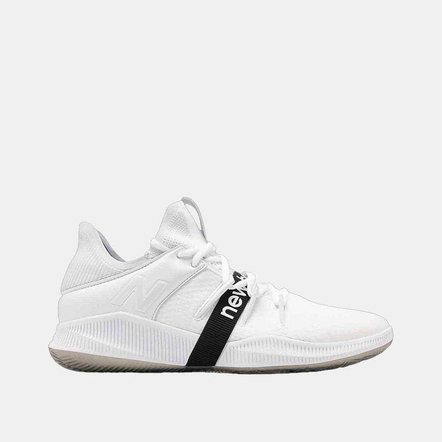 Side view of Men's OMN1S Low Basketball Shoes.