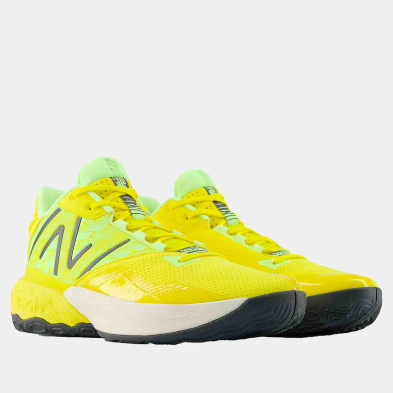 Front view of the New Balance Two Wxy 4.