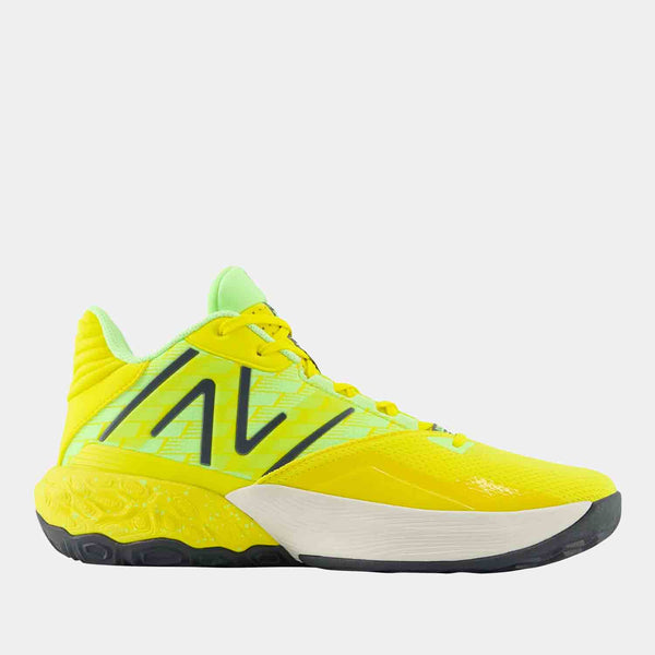 Side view of the New Balance Two Wxy 4.