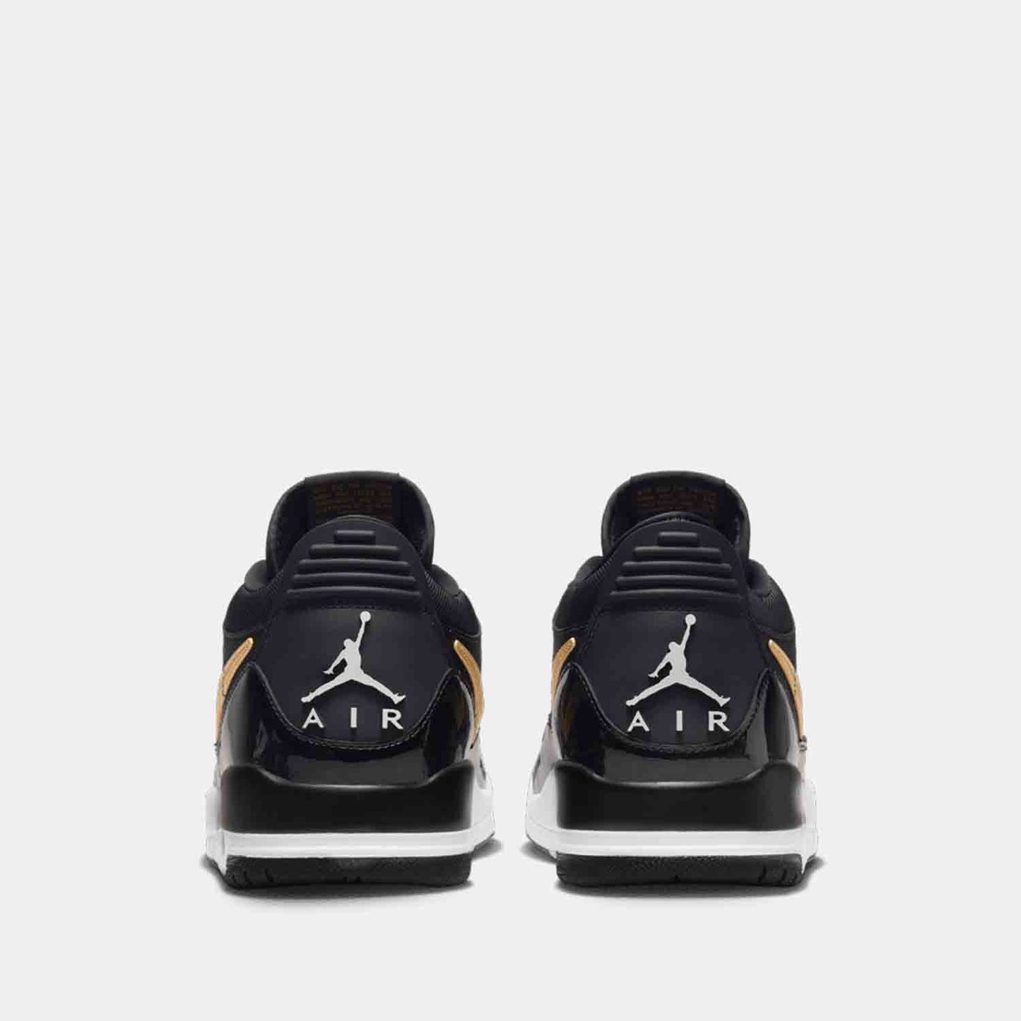 Rear view of Men's Air Jordan Legacy 312 Low.