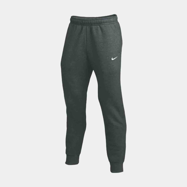 Front view of the Nike Men's Club Training Jogger.