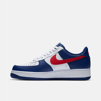 Side medial view of Men's Nike Air Force 1 '07.