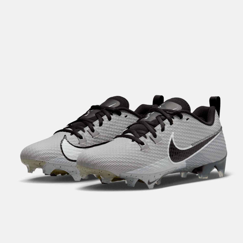 Front view of Nike Vapor Edge Speed 360 2 Football Cleats.