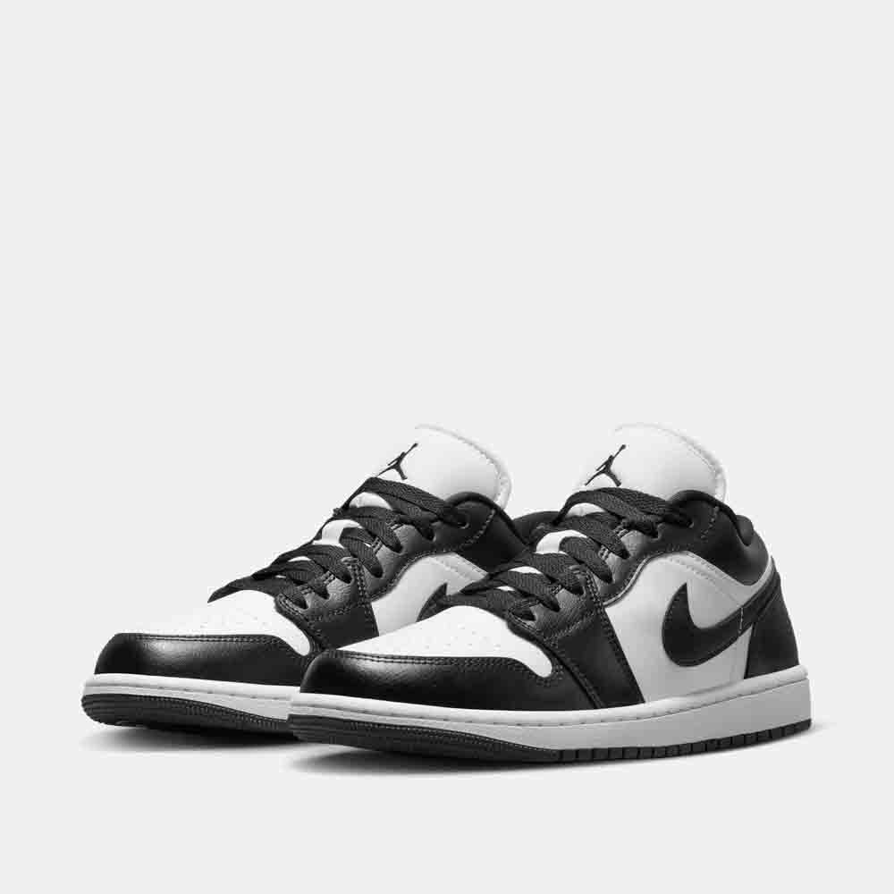 Front view of the Women's Air Jordan 1 Low.