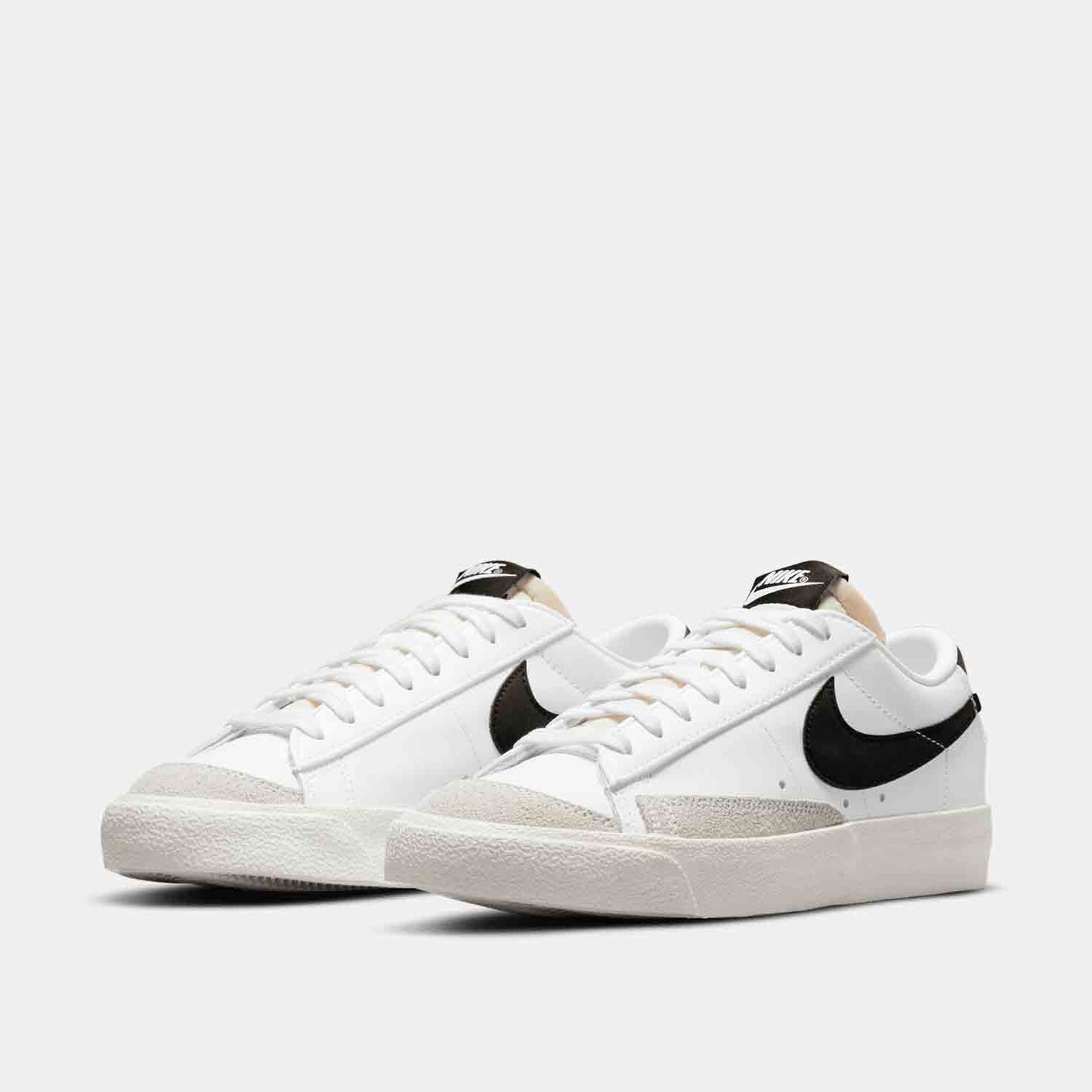 Front view of the Nike Women's Blazer Low '77.