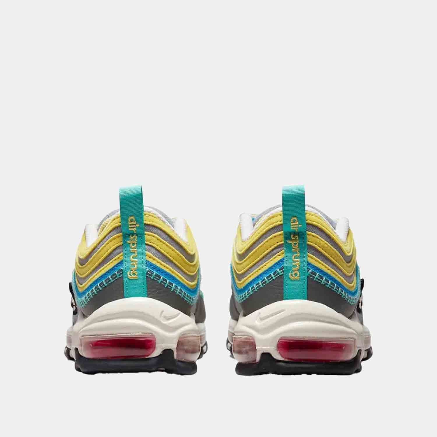 Rear view of the Men's Nike Air Max 97 SE.
