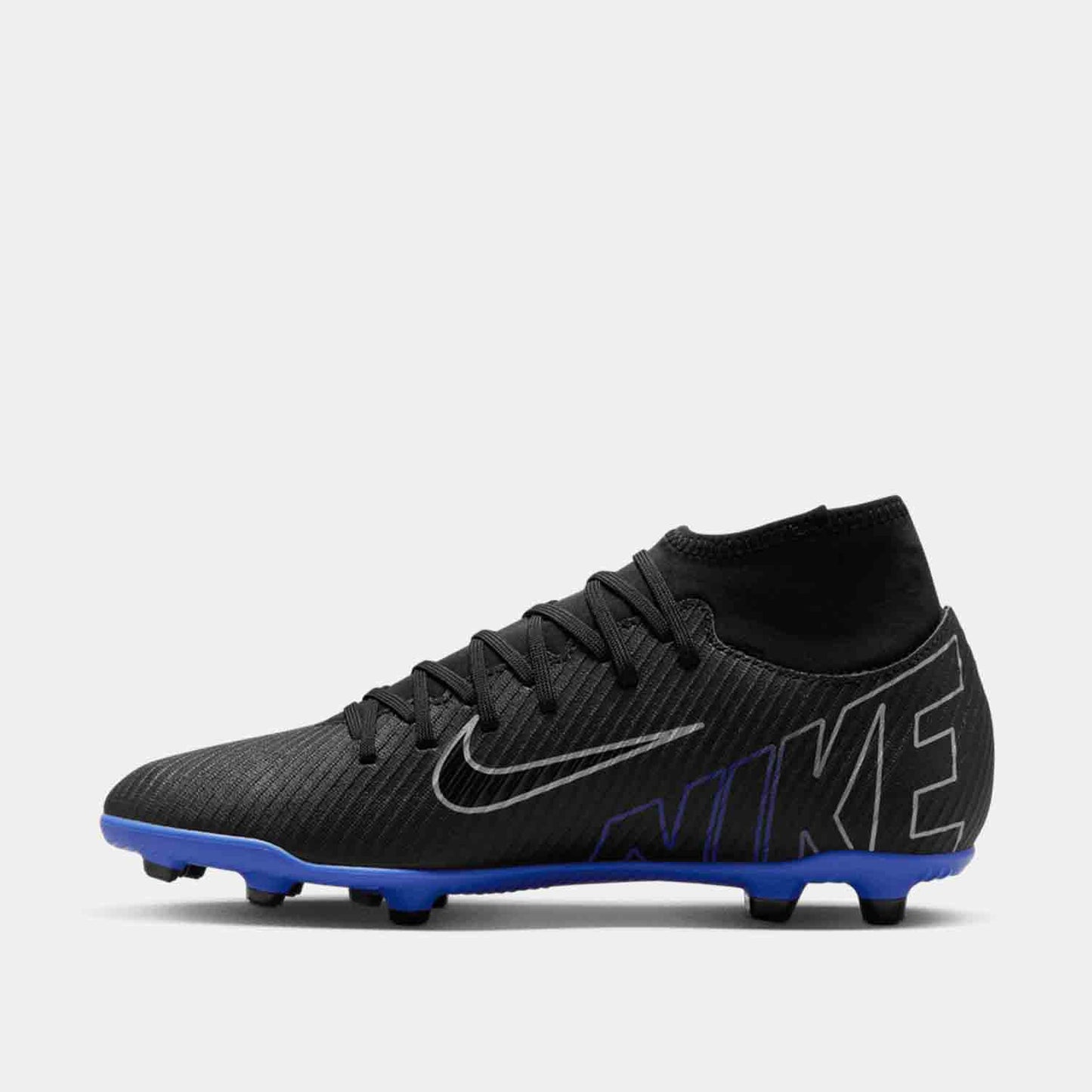 Side medial view of the Nike Mercurial Superfly 9 Club Soccer Cleats.