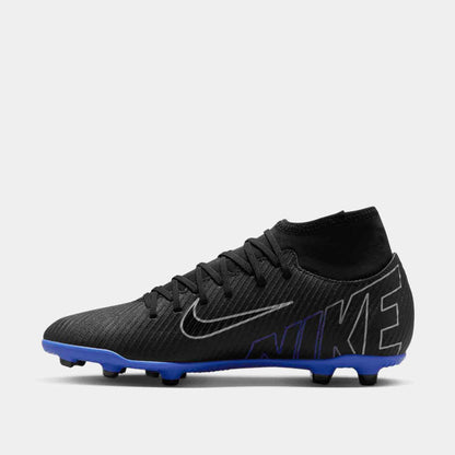Side medial view of the Nike Mercurial Superfly 9 Club Soccer Cleats.