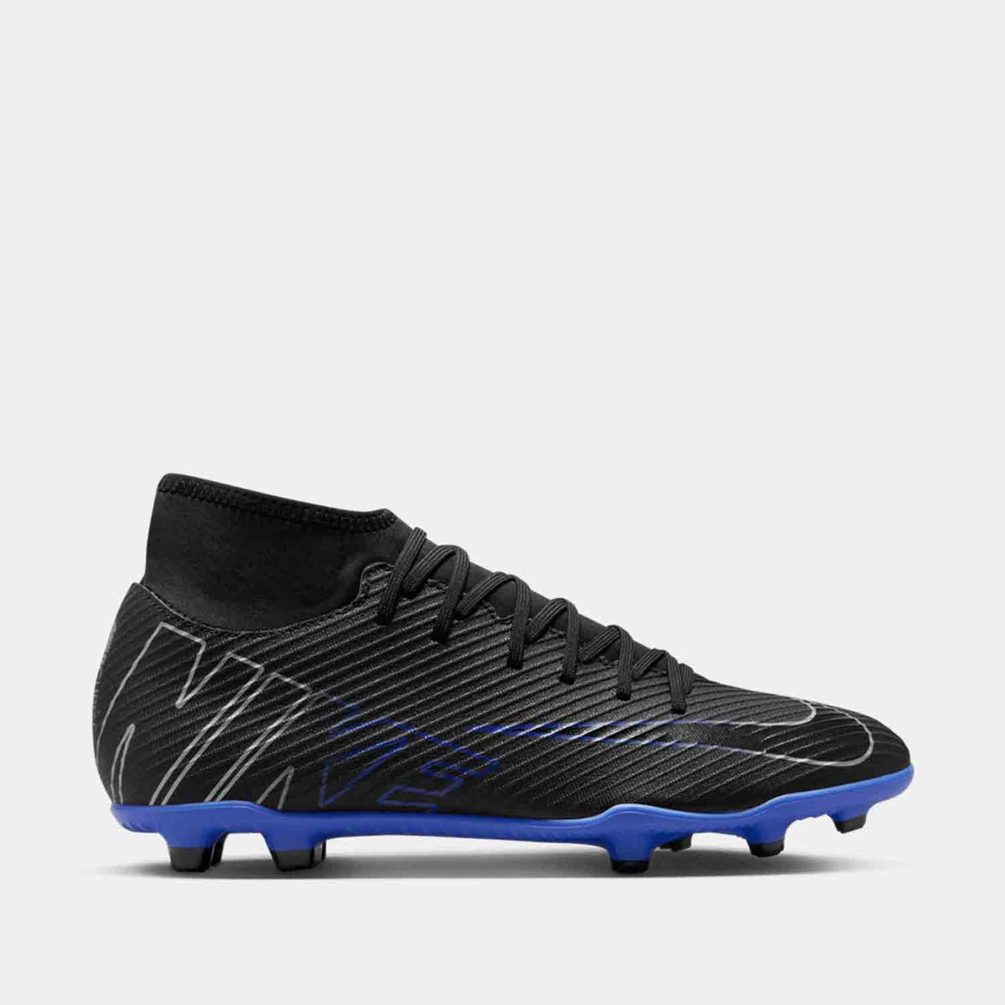 Side view of the Nike Mercurial Superfly 9 Club Soccer Cleats.