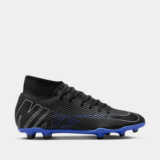 Side view of the Nike Mercurial Superfly 9 Club Soccer Cleats.