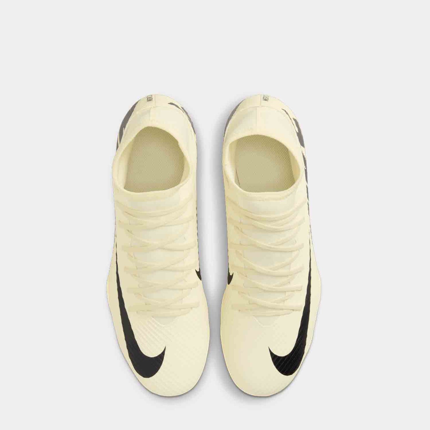 Top view of the Nike Mercurial Superfly 9 Club Soccer Cleats.