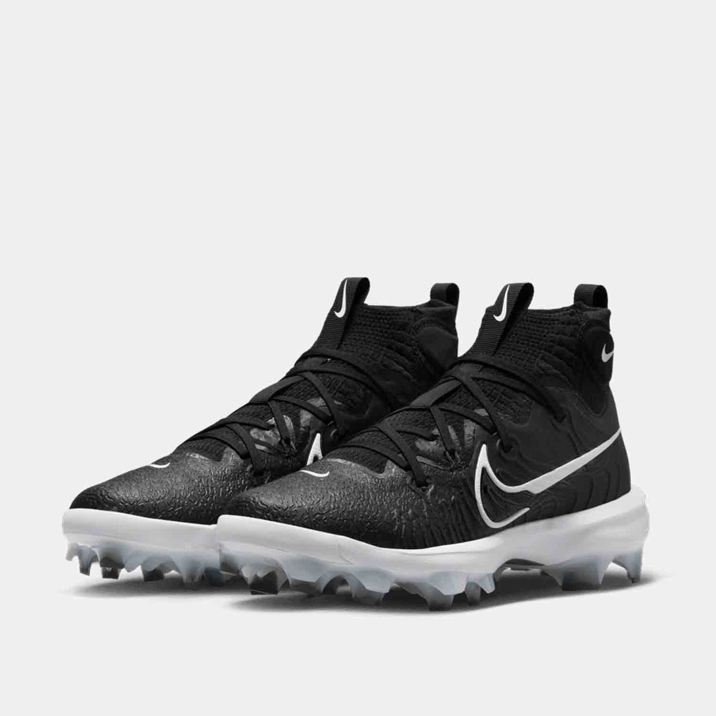 Front view of Men's Nike Alpha Huarache Baseball Cleats.