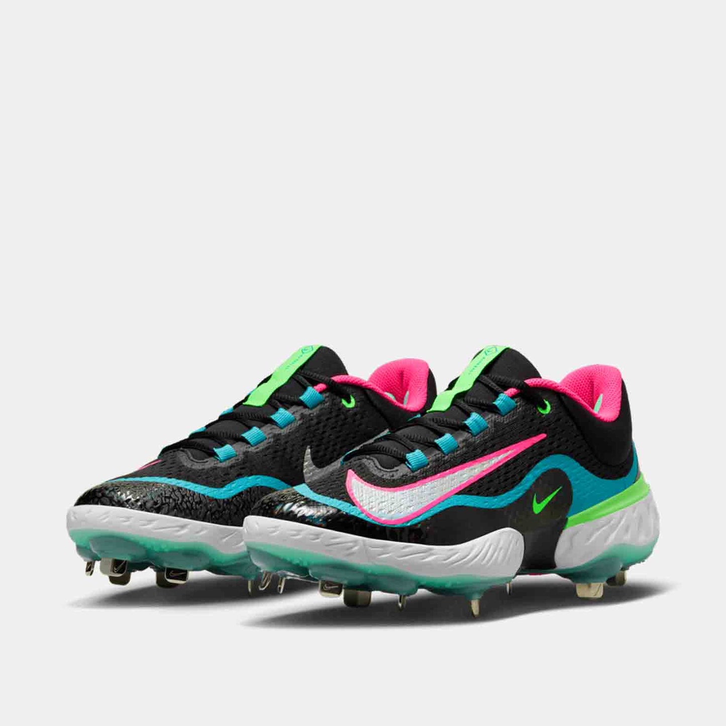 Front view of Men's Nike Alpha Huarache Elite 4 Low Baseball Cleats.