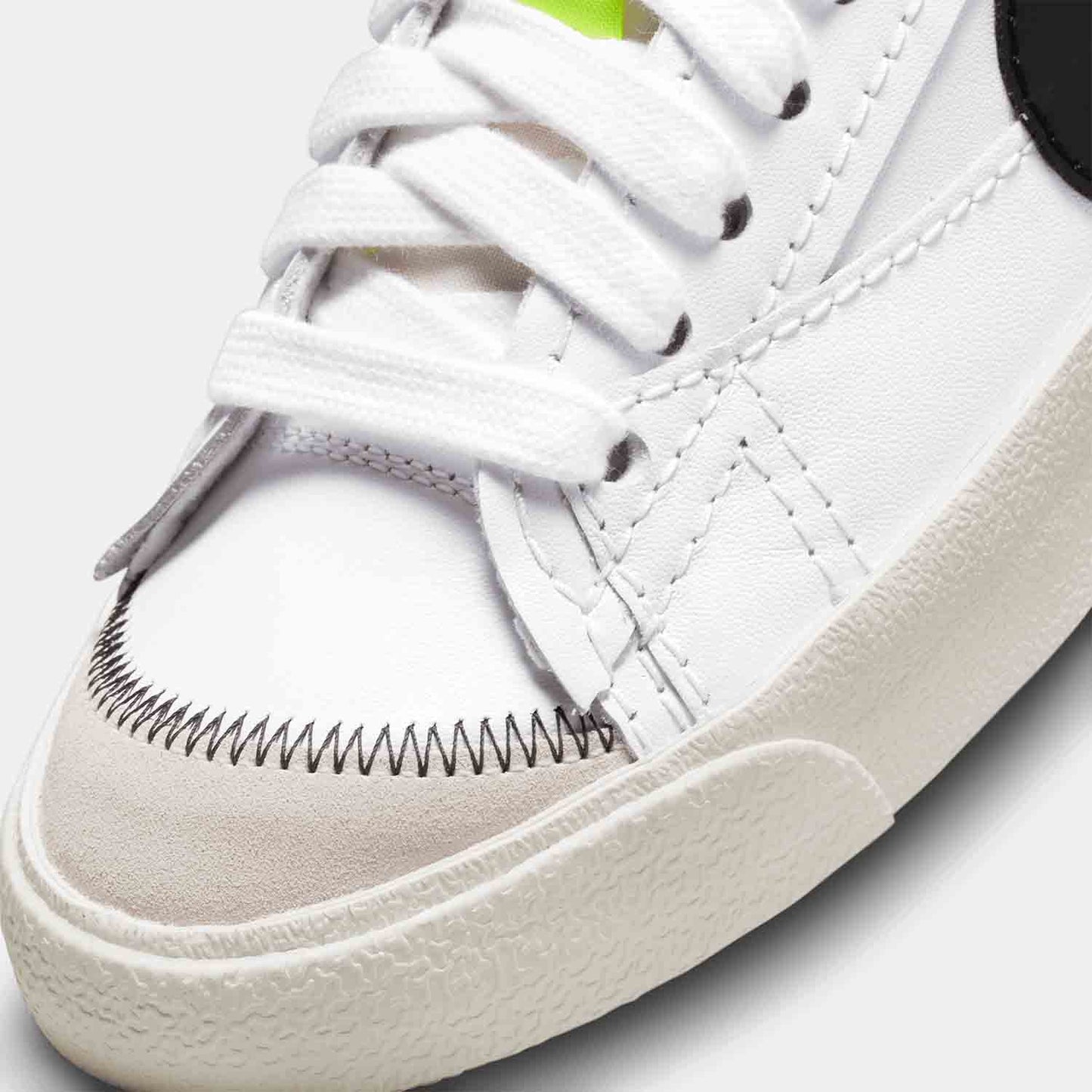 Up close front view of the Nike Women's Blazer Low '77 Jumbo.