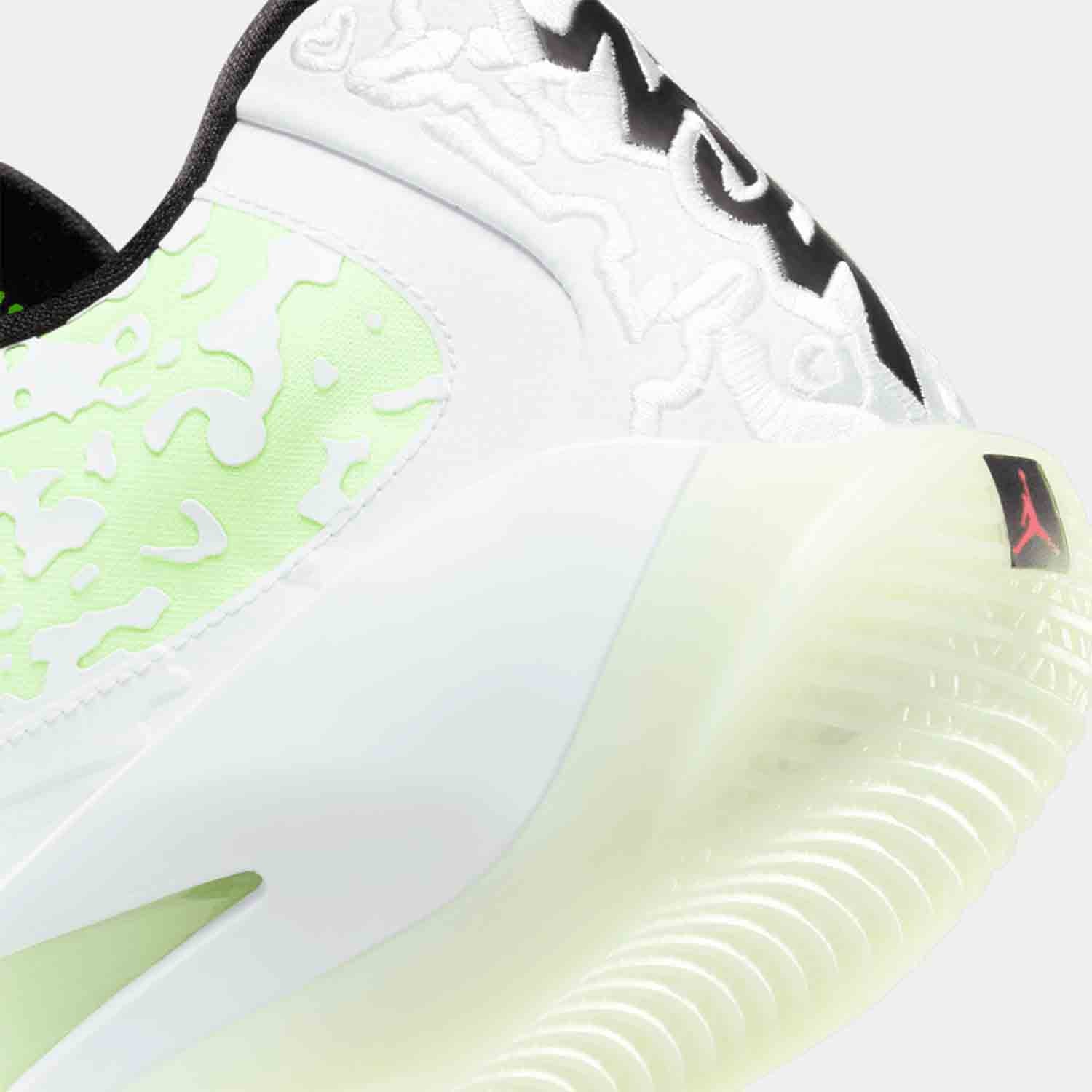 Up close heel view of Jordan Zion 3 'No Guts'.