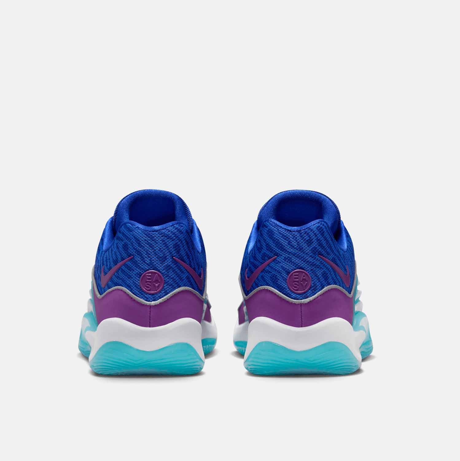 Rear view of Men's Nike KD16.
