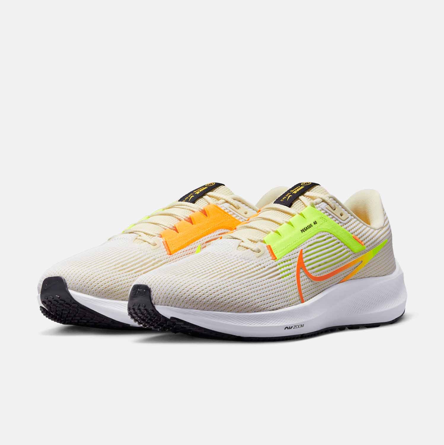 Front view of Men's Nike Pegasus 40 Running Shoes.