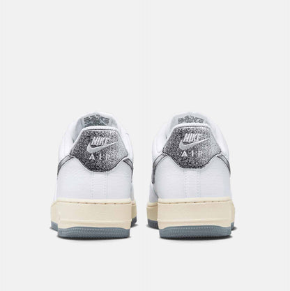Rear view of Men's Nike Air Force 1 '07.