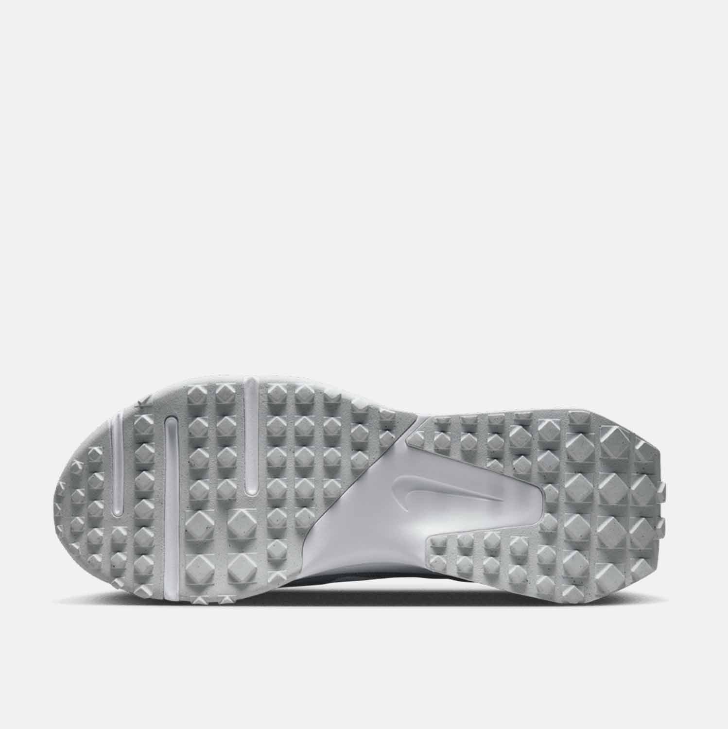 Bottom view of Nike Men's Air Diamond Varsity Baseball Turf Shoes.