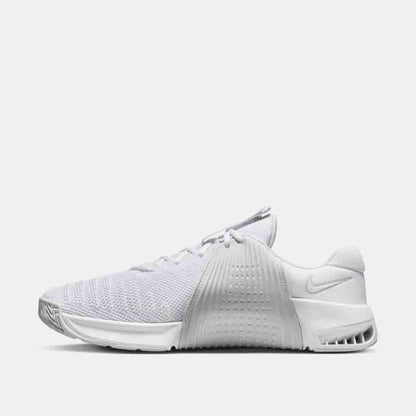 Side medial view of the Nike Men's Metcon 9.