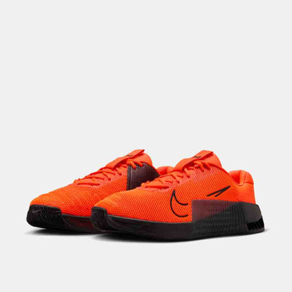 Front view of the Nike Men's Metcon 9.