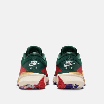 Rear view of Men's Nike Giannis Freak 5.