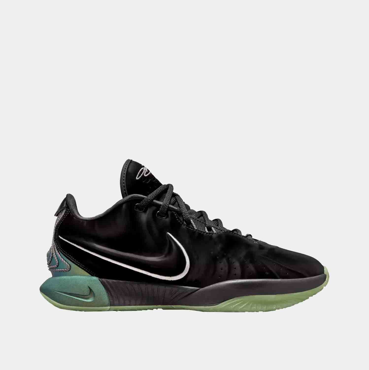 Side view of Men's Nike LeBron XXI 'Tahitian'.