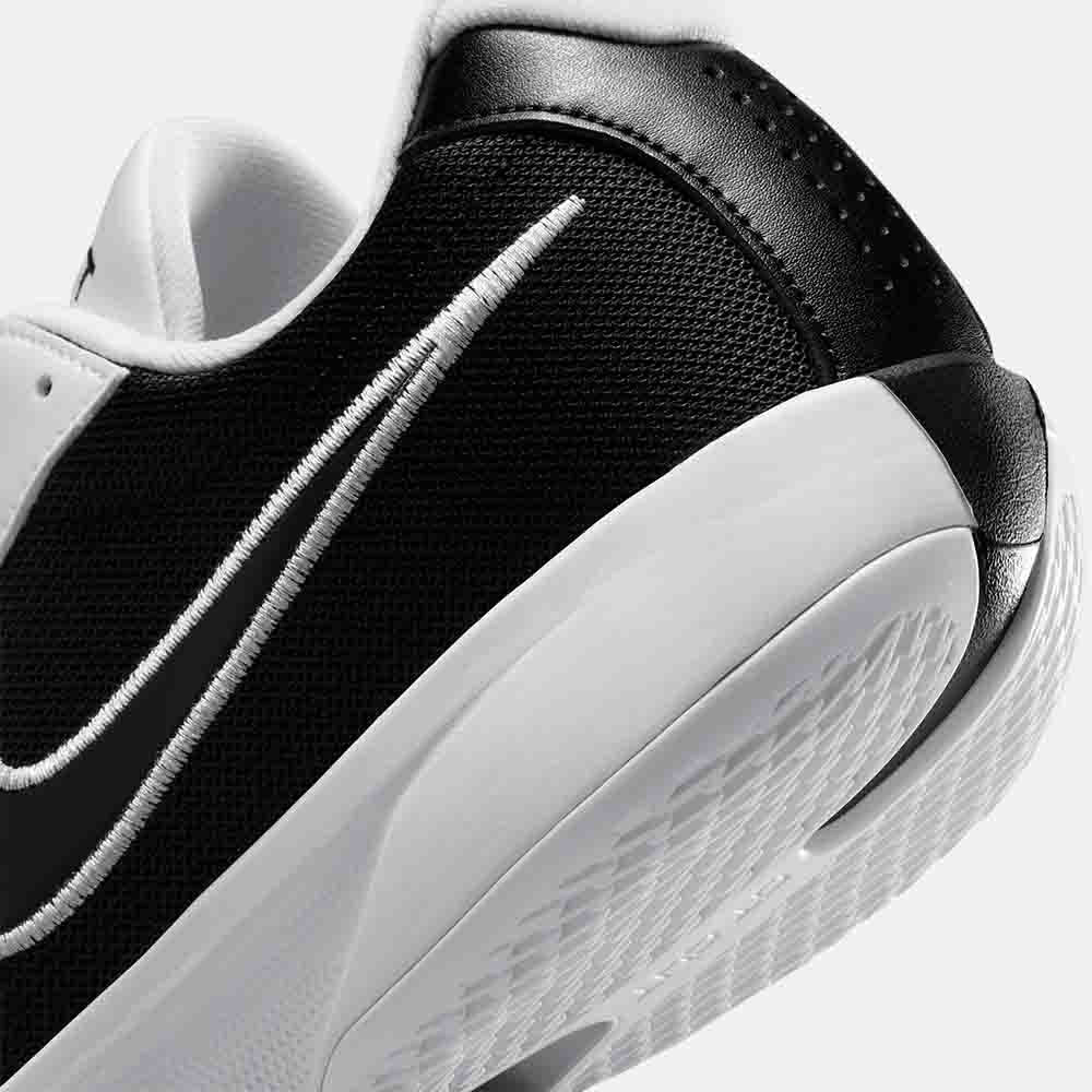 Up close, rear view of the Nike G.T. Cut Academy.