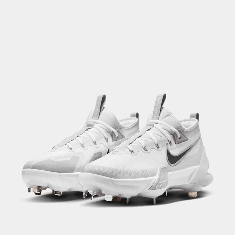 Front view of Nike Force Zoom Trout 9 Elite Baseball Cleats.