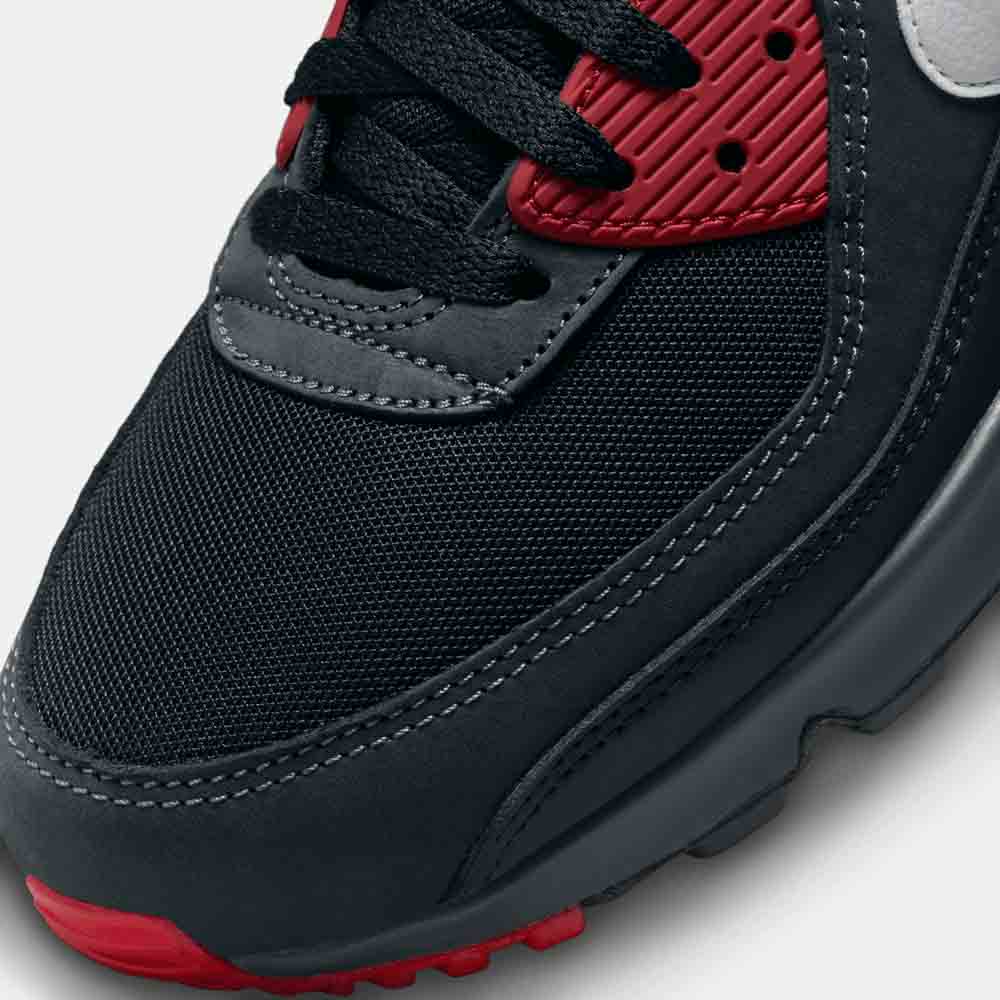 Up close, front view of the Nike Men's Nike Air Max 90.
