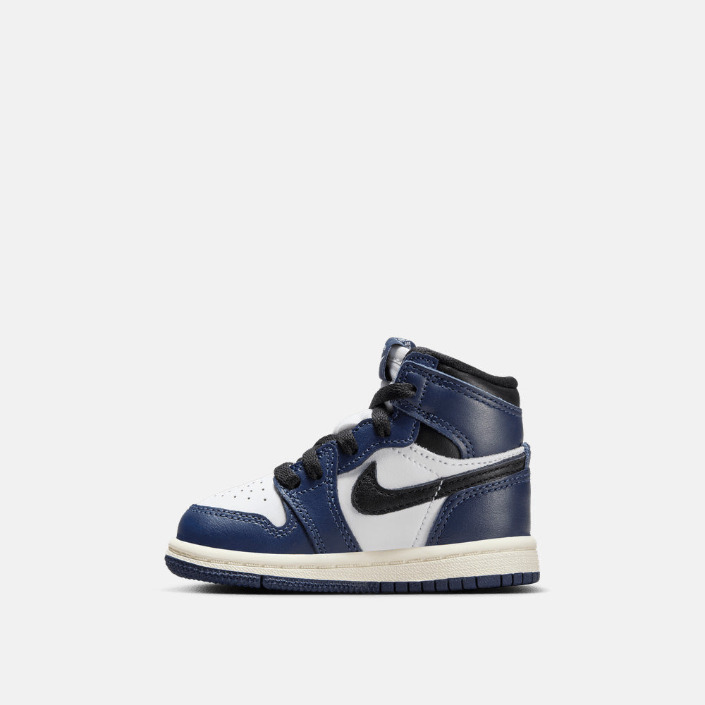 Side medial view of the Toddler Jordan 1 Retro High OG "Midnight Navy".