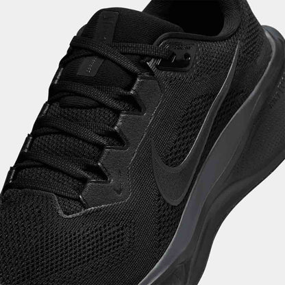 Up close, front view of the Nike Men's Pegasus 41 Running Shoes.