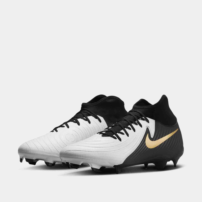 Front view of Nike Phantom High-Top Soccer Cleats.