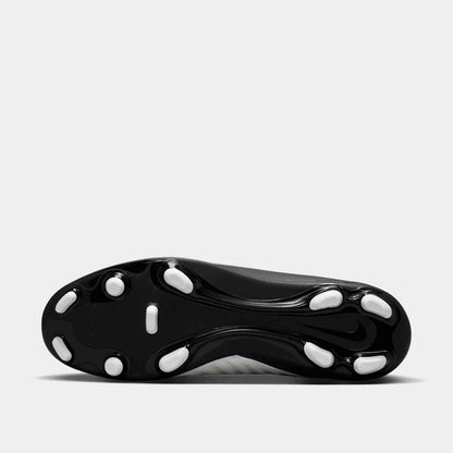 Bottom view of the Nike Phantom GX 2 Club Soccer Cleats.