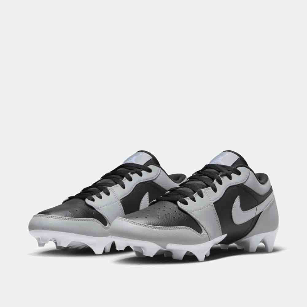 Front view of the Men's Jordan 1 Low TD Football Cleats.