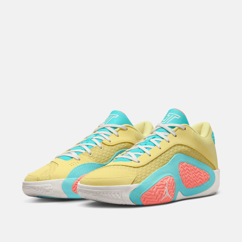 Front view of the Jordan Tatum 2 "Lemonade".