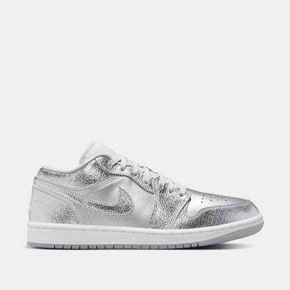 Side view of Women's Jordan 1 Low SE.