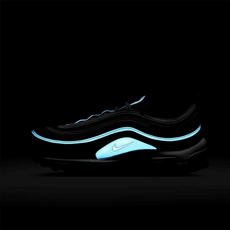 Side view of the Nike Men's Air Max 97.