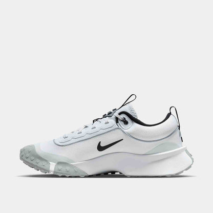 Side medial view of Men's Nike Air Diamond Varsity Turf Baseball Shoes.