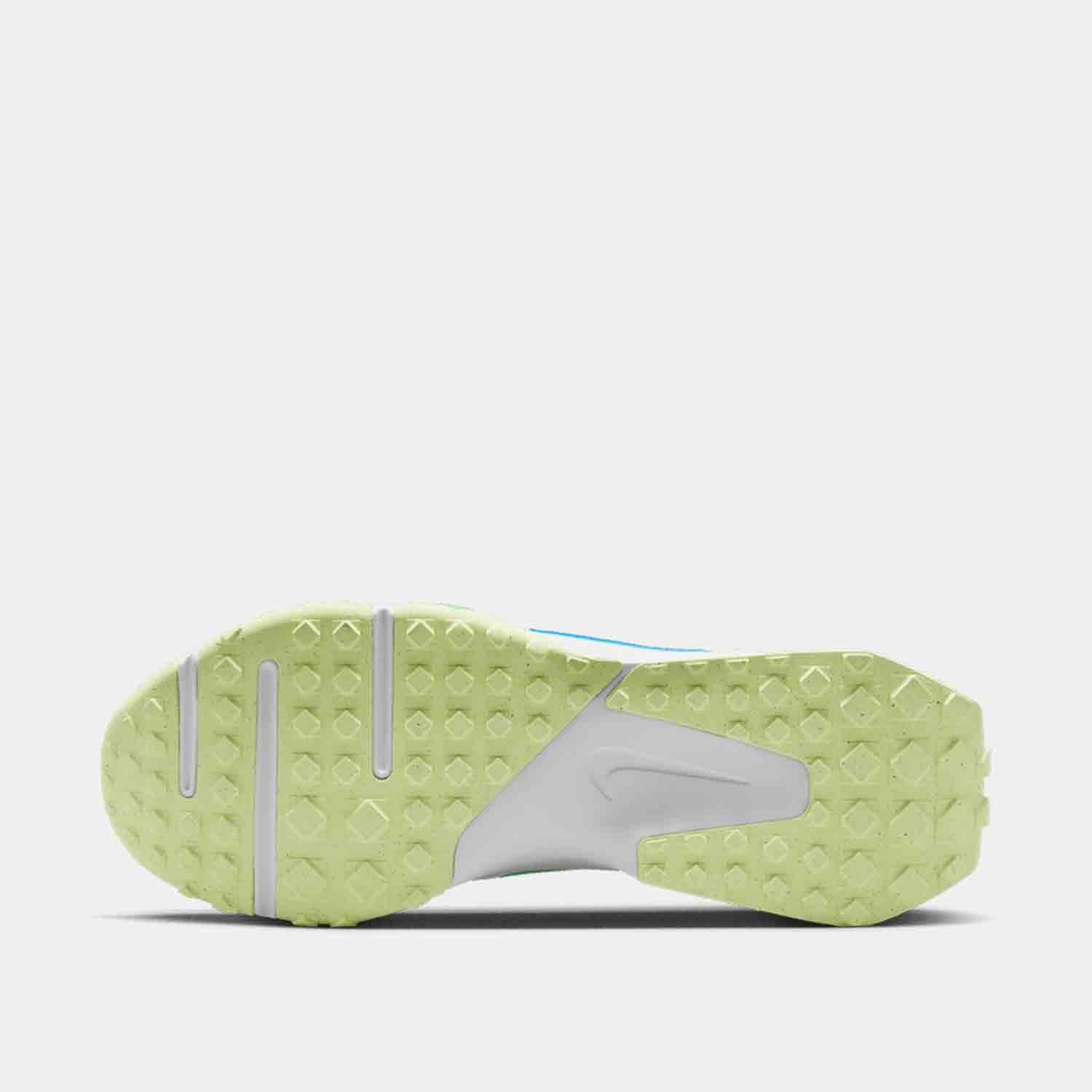 Bottom view of Men's Nike Air Diamond Varsity Turf Baseball Shoes.