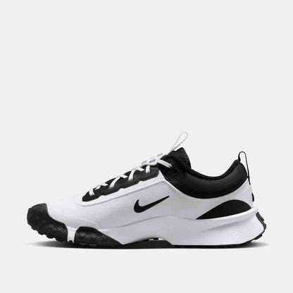 Side medial view of the Nike Air Diamond Varsity Turf Baseball Shoes.