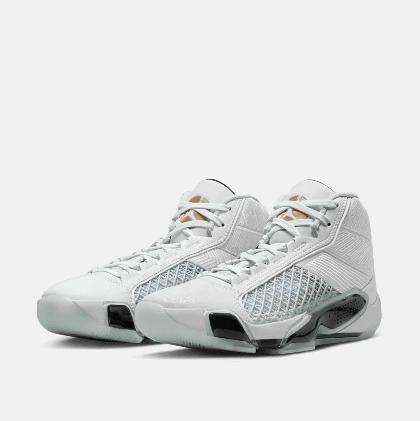 Front view of Men's Air Jordan XXXVIII FIBA.