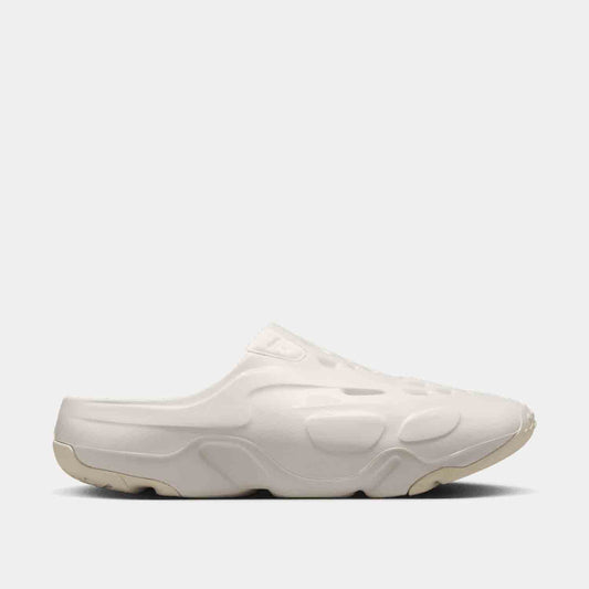 Side view of Men's Jordan Roam Slides.