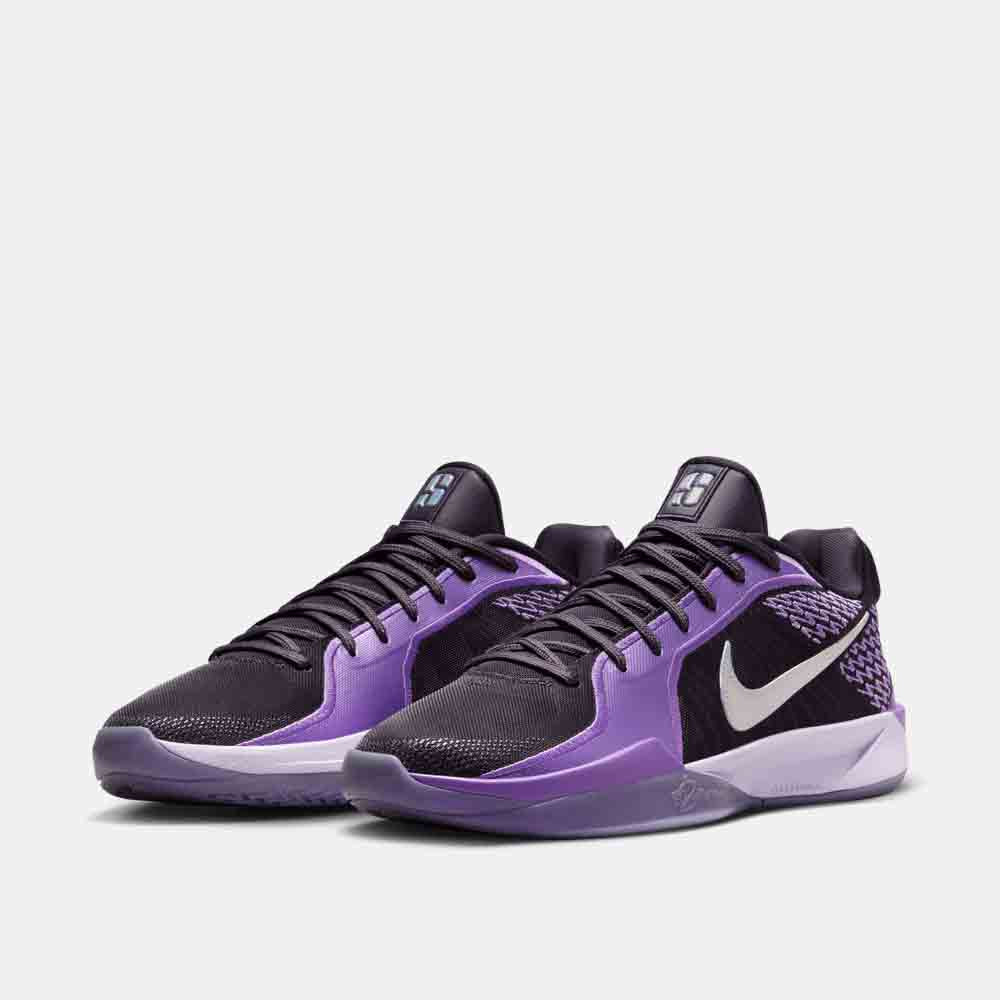 Front view of the Nike Sabrina 2 'Court Vision'.