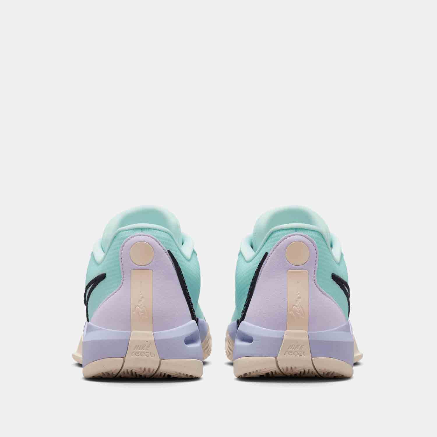 Rear view of Nike Sabrina 1 "BKLYN's Finest".