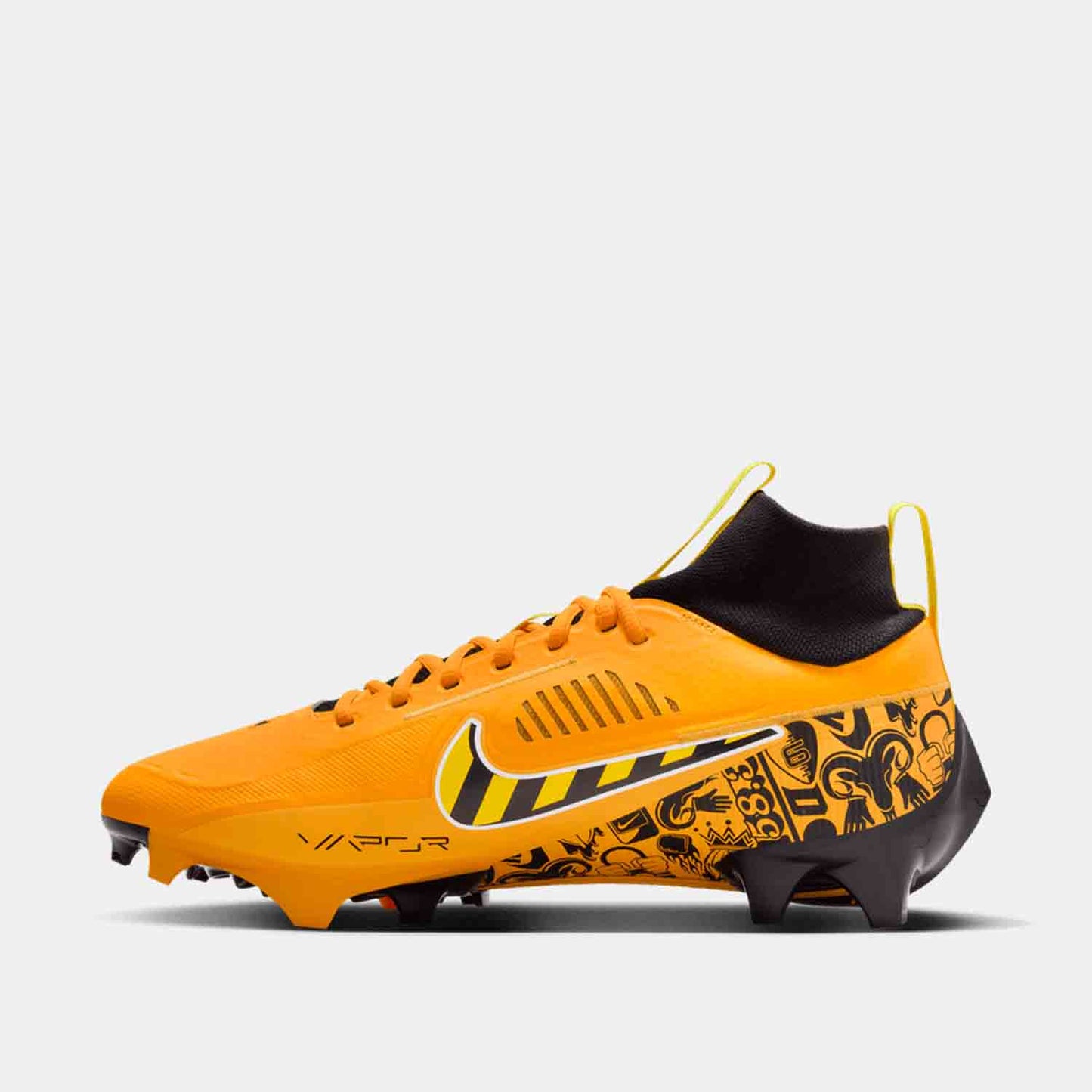 Side medial view of the Men's Nike Vapor Edge Pro 360 2 Football Cleats.