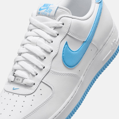 Up close, front view of the Men's Nike Air Force 1 '07.