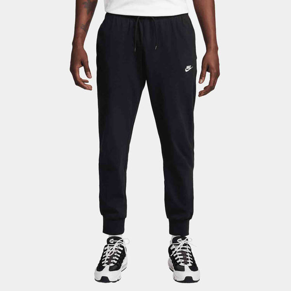 Front view of the Nike Men's Club Fleece Joggers.