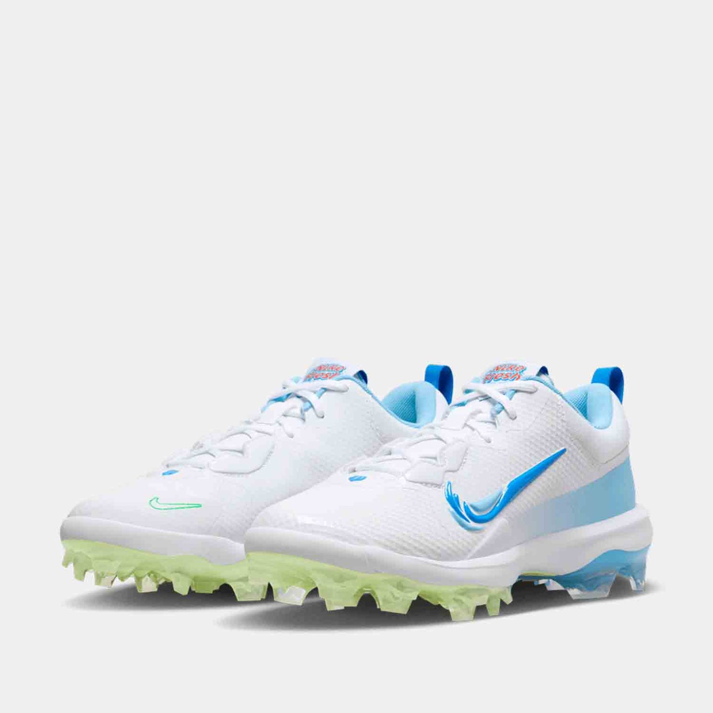 Front view of Nike Force Trout 9 Pro Baseball Cleats.
